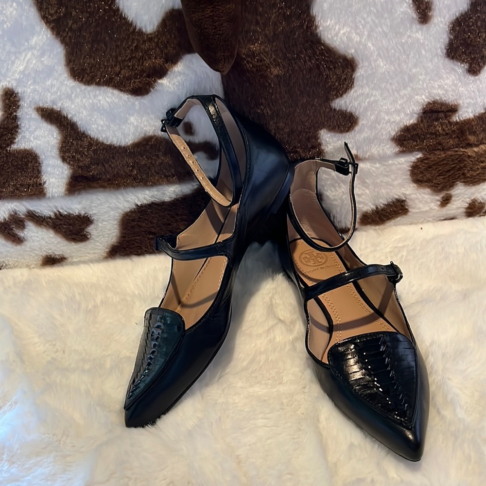 Tory Burch flats